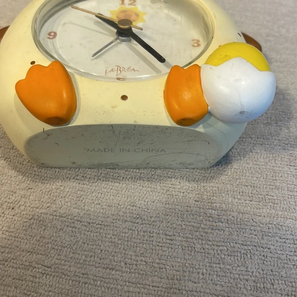 Vintage RARE la brea Chicken Alarm Clock, La Brea Quartz Movement, Heavy…